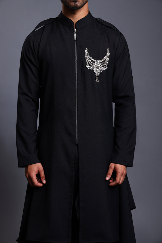 CF necklace kurta black