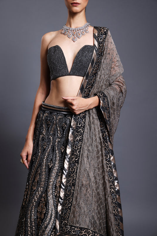 CF applique lehenga black